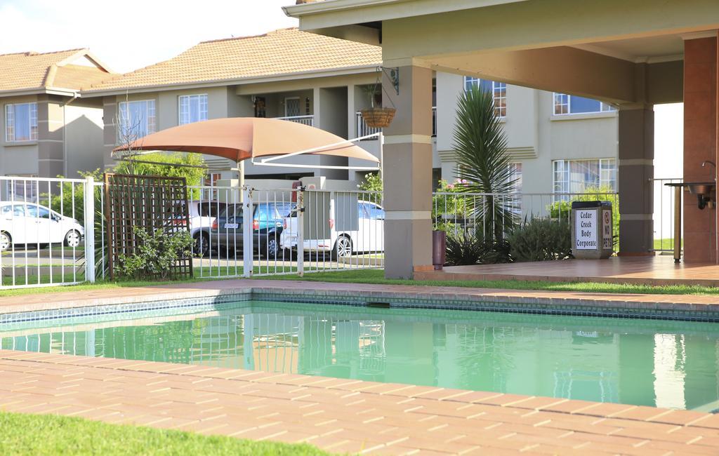 African Eagle Apartments Witfield Quarto foto