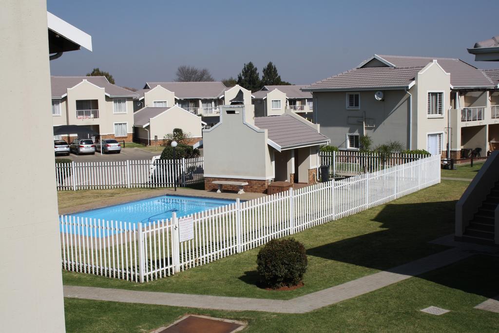 African Eagle Apartments Witfield Exterior foto