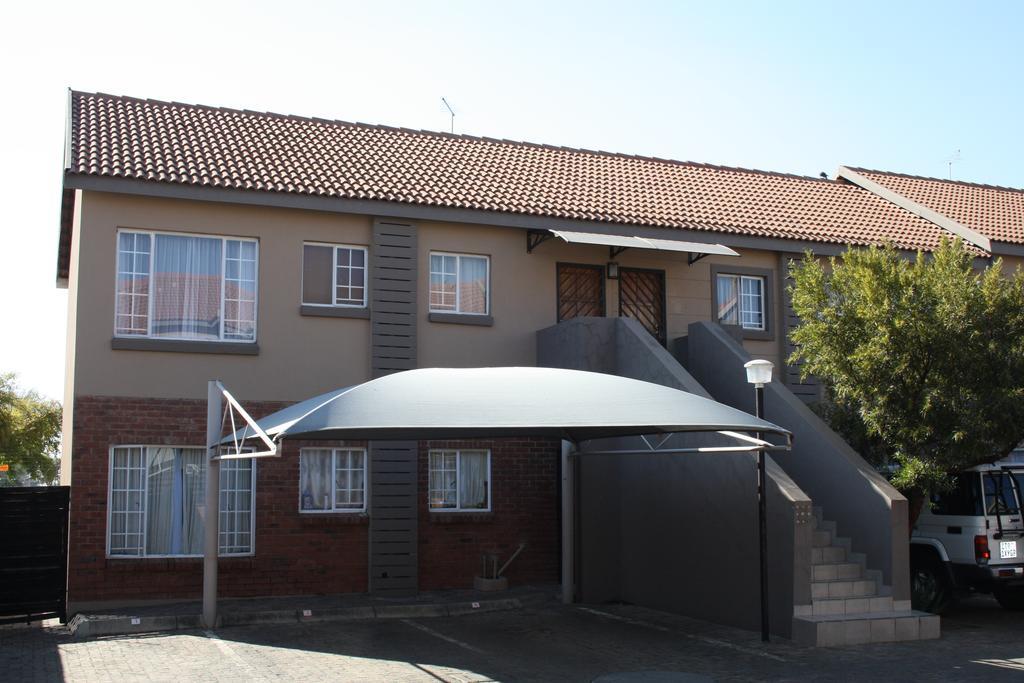 African Eagle Apartments Witfield Exterior foto